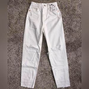 NWT Zara White Ripped Mom Fit Jeans